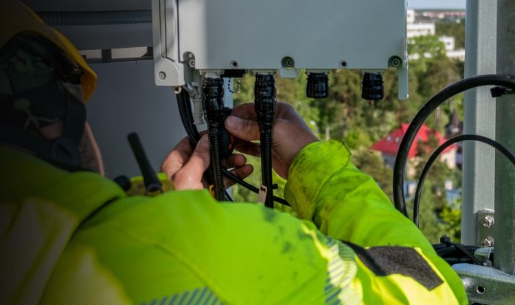 Hardware solution banner