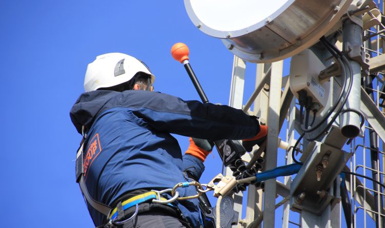 Wavecontrol 5G safety meter measure reading