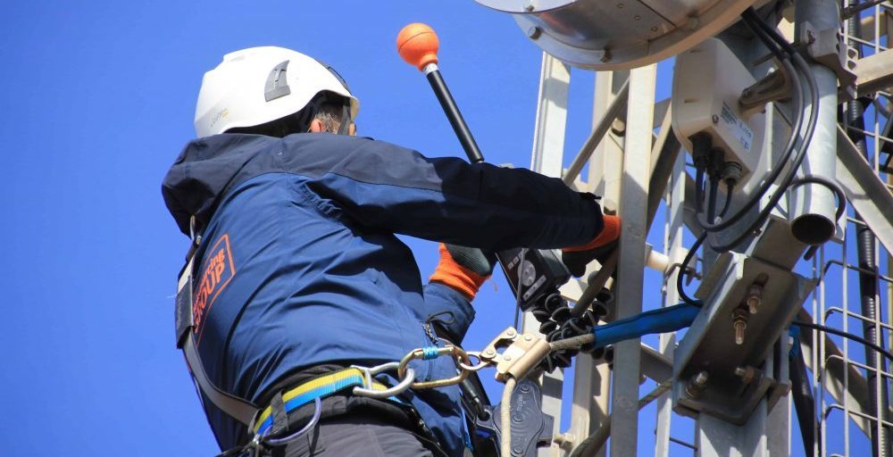 SMP2_Tower (3) Closer_ EMF Meter Wavecontrol_SMP2_EMF cell tower