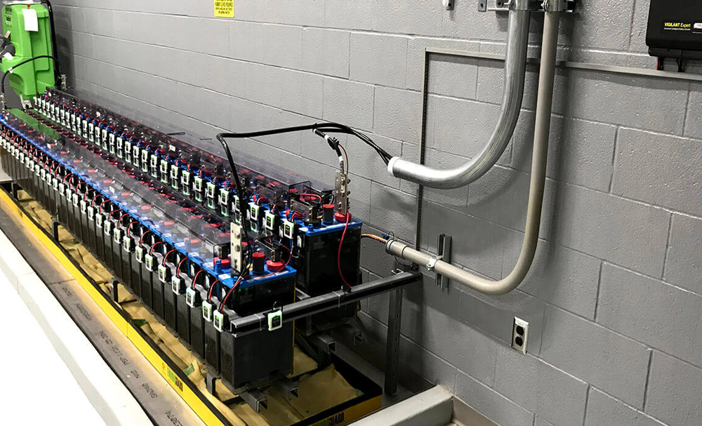 Wireless battery monitoring